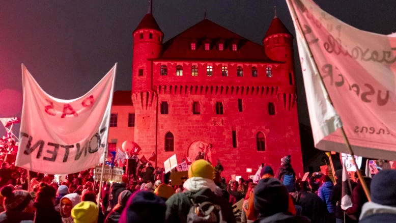 Le Conseil d'État vaudois et les syndicats reprennent le dialogue
