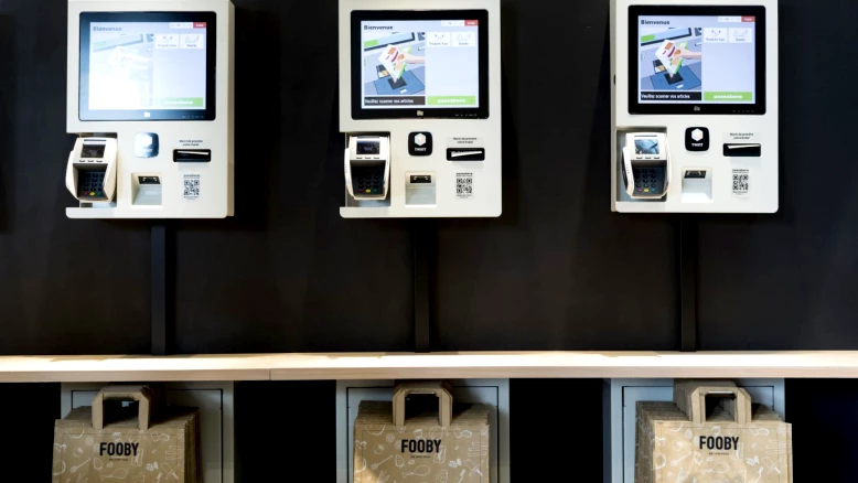 Fribourg: Grand Conseil rejette une taxe sur caisses automatiques