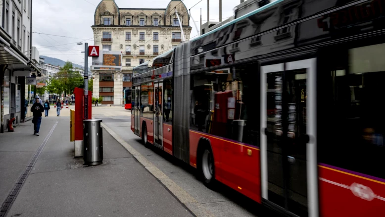 Bienne: mobilité plus simple, sûre et agréable — bus, vélo, zones 30