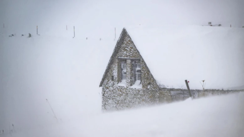 Grisons: la neige coupe l'électricité à 1 334 foyers