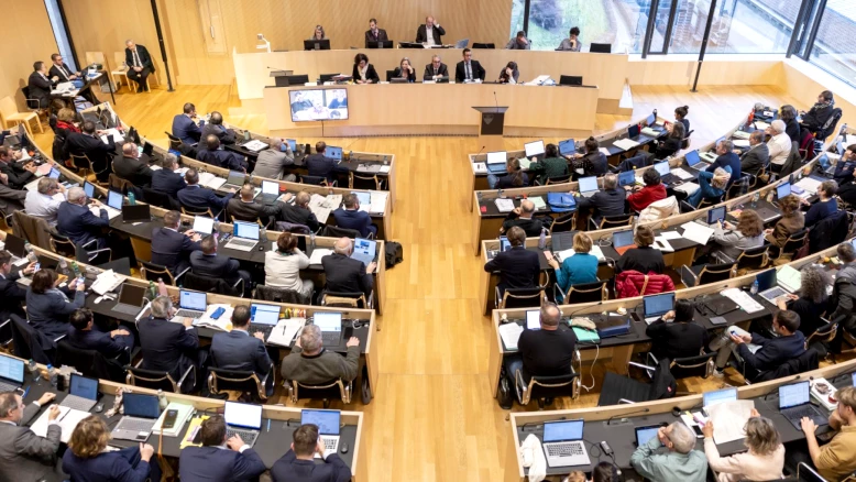 Bouclier fiscal vaudois : la Coges saisie par trois partis