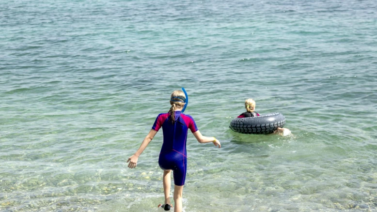 Plage du Creux-de-Genthod rouverte, qualité de l'eau conforme (GE)