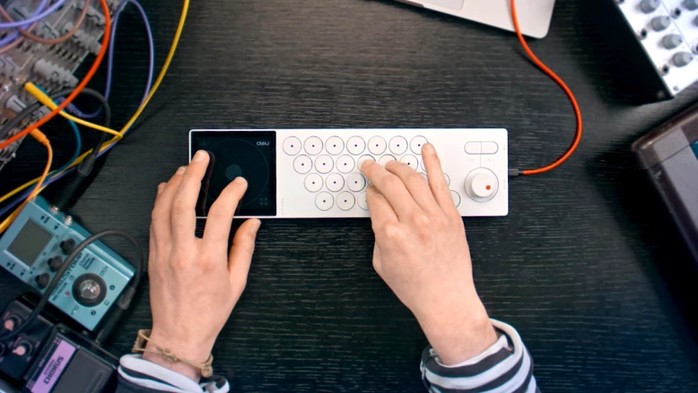 Suisse à la Milano Design Week : Shared Matter, design collectif