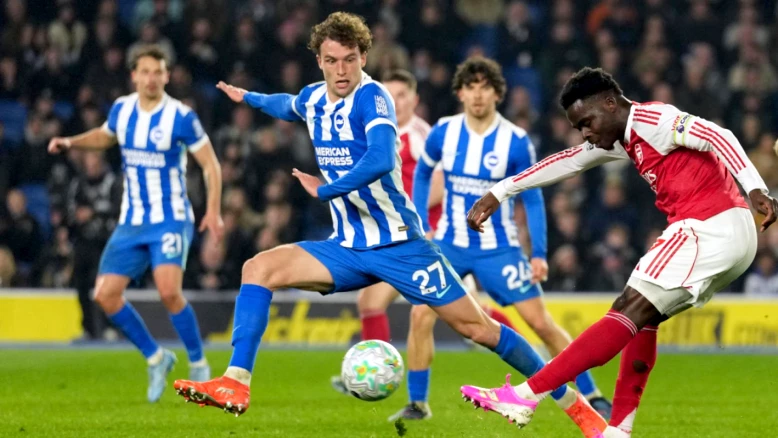 Premier League : Arsenal s'impose à Brighton, City tenu en échec