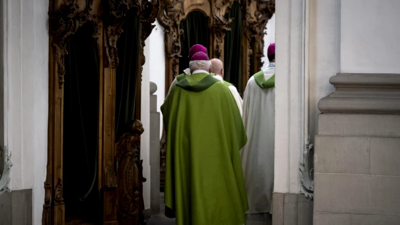 Évêques suisses: financement durable des évaluations psychologiques