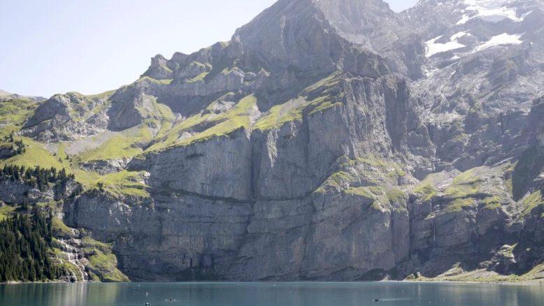 Petits lacs bernois : nutriments excessifs et prolifération d'algues