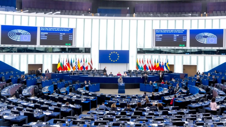 UE : la droite approuve les hubs de retour pour migrants