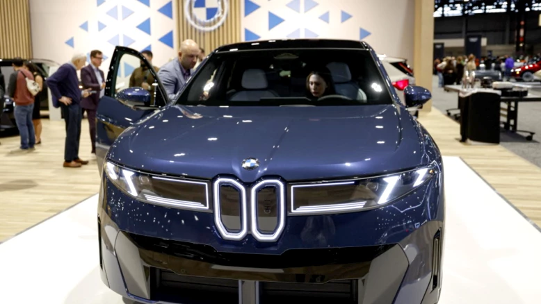 Moins de voitures neuves en Suisse en février, hybrides en hausse