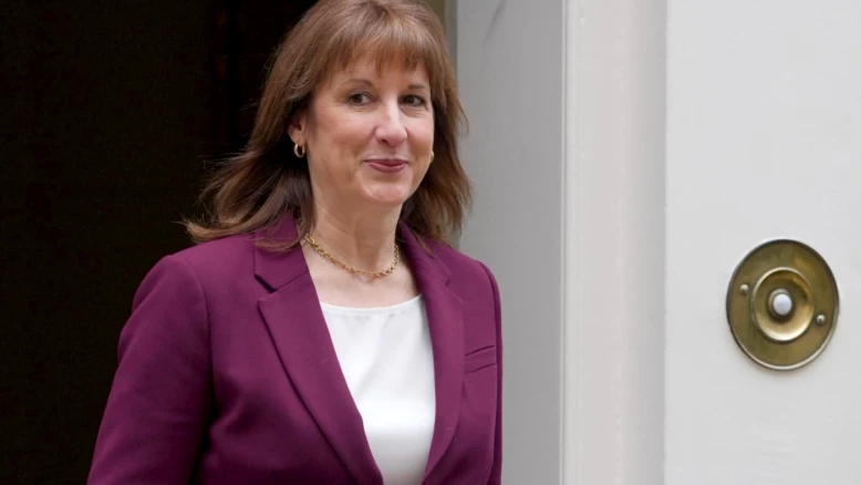 Royaume-Uni : PIB stable en janvier, risque lié au Moyen‑Orient