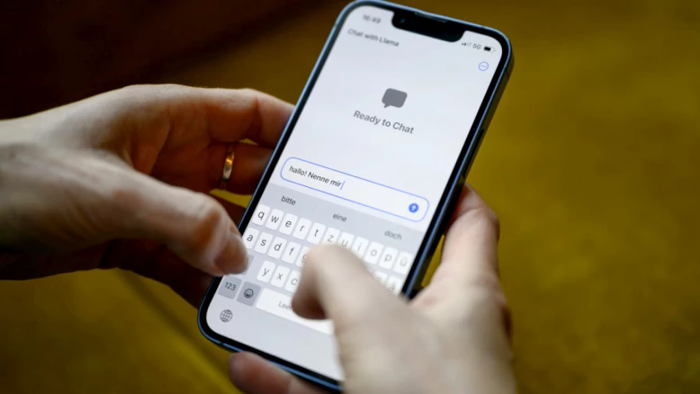 L'État de Fribourg lance le chatbot IA fr.ch pour infos officielles