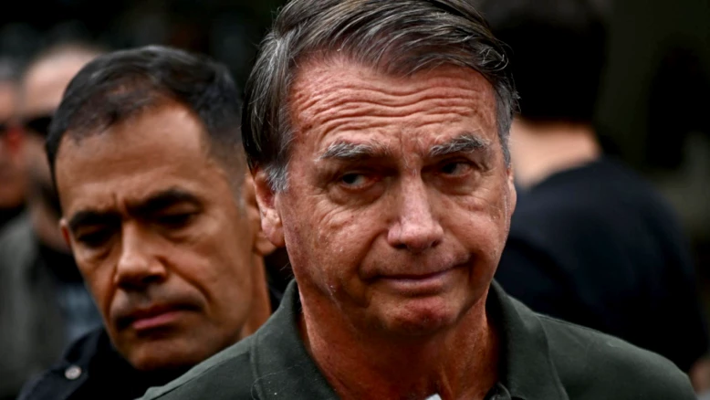 Bolsonaro en soins intensifs: dégradation de la fonction rénale