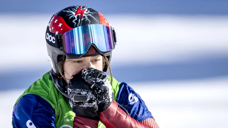 Sina Siegenthaler: deuxième victoire en Coupe du monde de snowboardcross