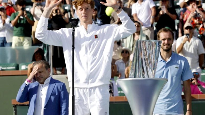 Sinner remporte son premier titre à Indian Wells en battant Medvedev