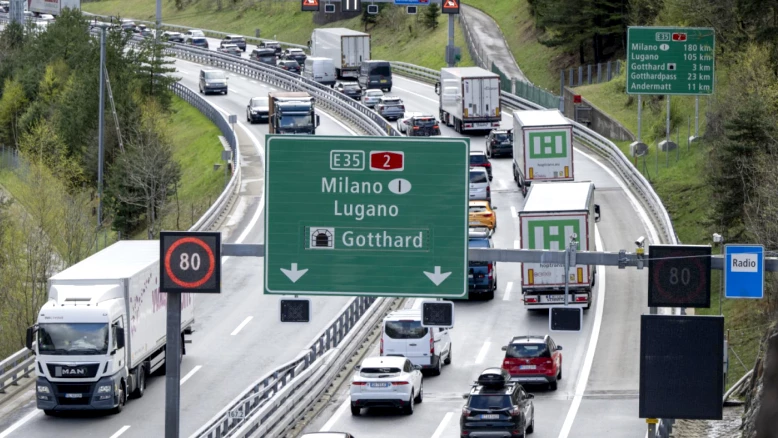 Pâques: trafic intense et embouteillages prévus vers le Tessin