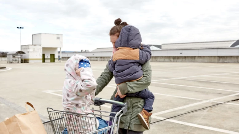 Jeunes proches aidants: manque de soutien face aux troubles psychiques