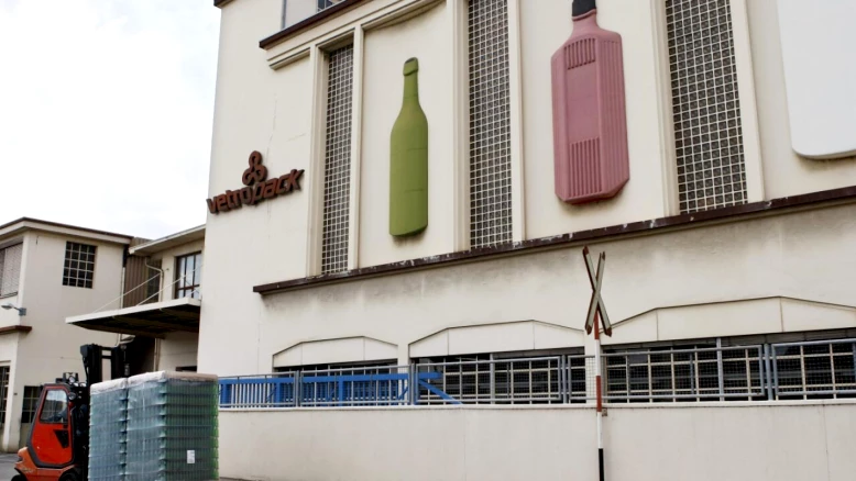 Le Conseil national renonce à soutenir le verre recyclé en Suisse