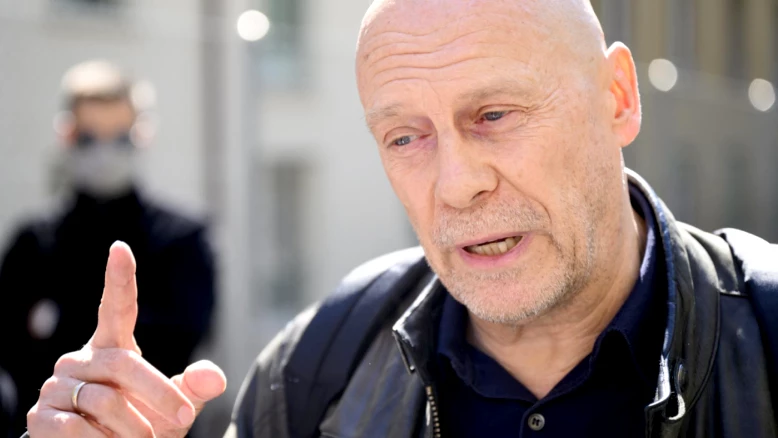 Alain Soral condamné à 5 mois de prison ferme par la justice vaudoise