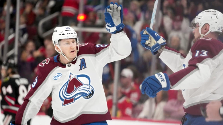 L'Avalanche du Colorado, première équipe en play-offs NHL