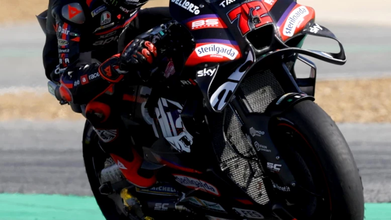 MotoGP Brésil : Bezzecchi s'impose, doublé d'Aprilia avec Jorge Martin