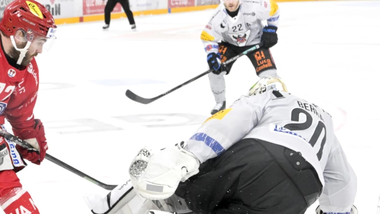 Fribourg-Gottéron en péril: menés 2-0 en playoffs après Rapperswil