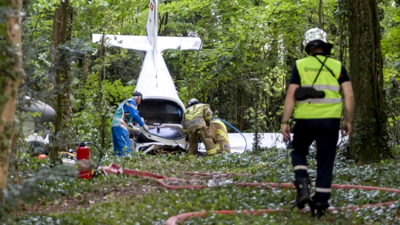 Neuchâtel: directeur jugé pour homicides après accident d'avion mortel