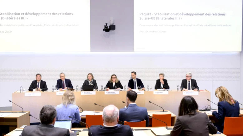 Paquet Suisse-UE : avis juridiques divergents sur le référendum