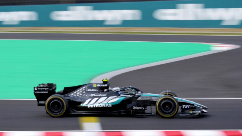 Kimi Antonelli remporte le GP du Japon et prend la tête du championnat