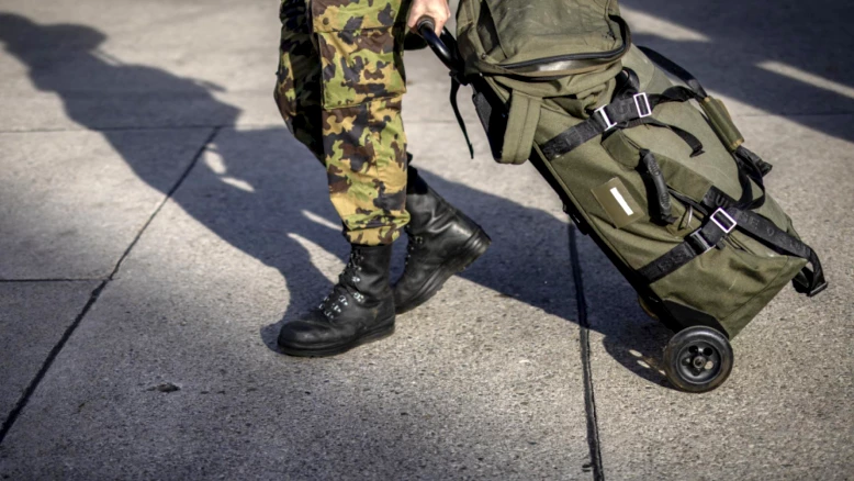 Défense : partis pour la stratégie fédérale mais exigent priorités