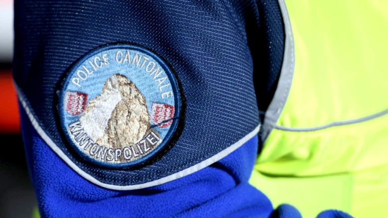 Accident mortel à Viège (VS) : ouvrier italien tué, enquête ouverte