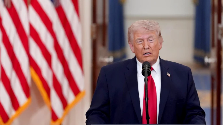 Trump taxe les médicaments et réajuste les droits sur les métaux