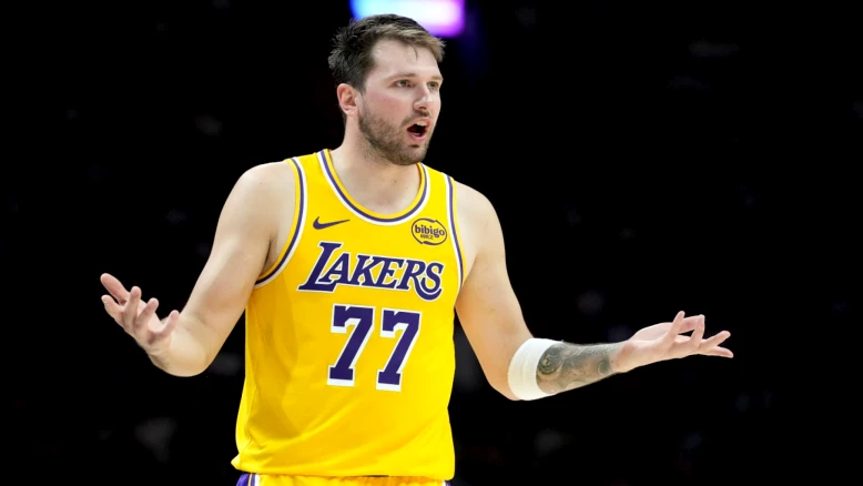 Thunder 136-96 : Lakers écrasés, Luka Doncic sorti blessé