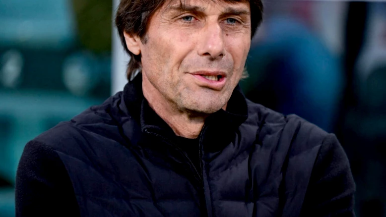 Antonio Conte prêt à devenir sélectionneur de l'Italie