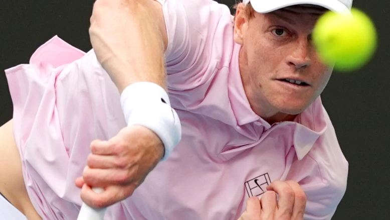 Jannik Sinner bat Ugo Humbert au Masters 1000 Monte-Carlo (6-3, 6-0)