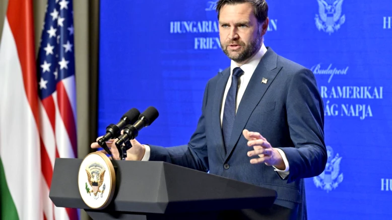 JD Vance loue Viktor Orban en Hongrie avant les législatives