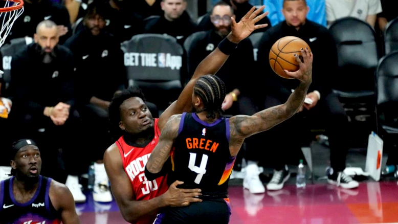 Rockets : 7e victoire consécutive 119-105 contre les Suns
