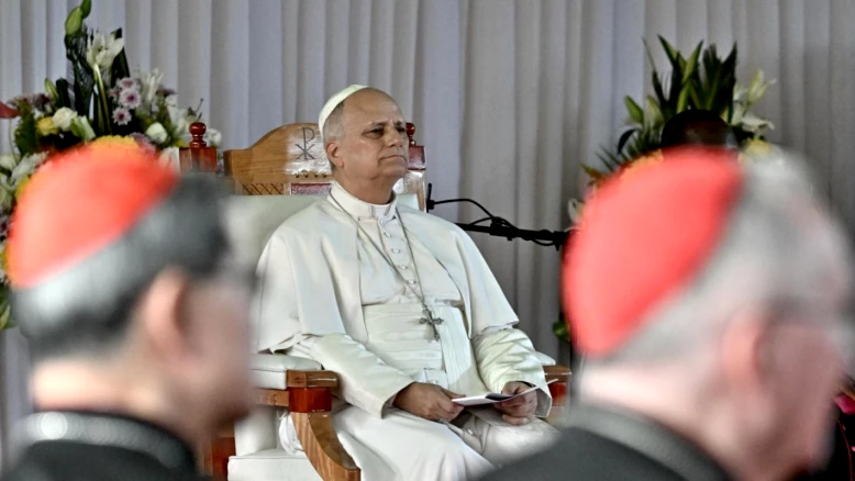 Le pape met en garde : l'IA alimente polarisation, peurs et violences