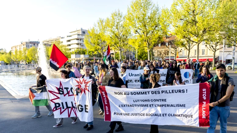 Lausanne: 150 personnes dénoncent le négoce des matières premières