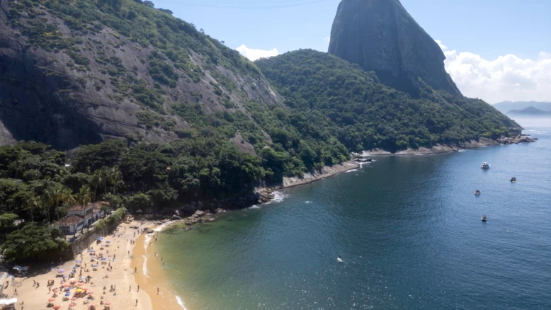 Plus de 200 touristes bloqués à Rio après une fusillade à Vidigal