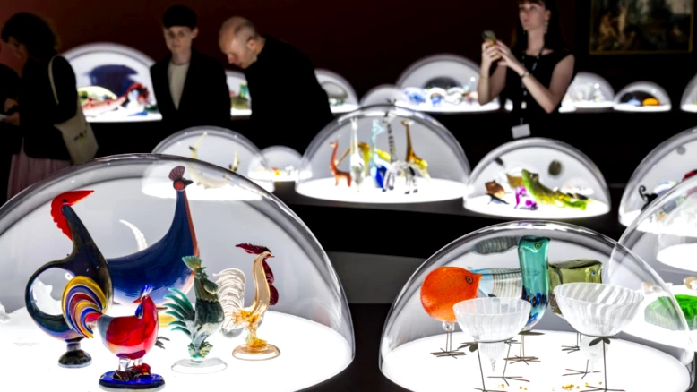 Mudac : plus de 300 animaux en verre de Pierre Rosenberg à Lausanne