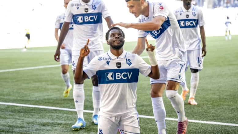 Lausanne bat Zurich 3-0 et assure son maintien en Super League