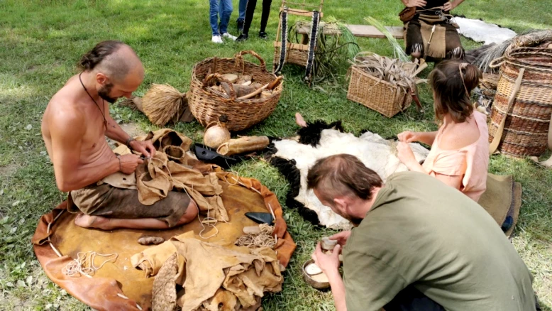 Le village lacustre de Gletterens fête ses 30 ans et la préhistoire