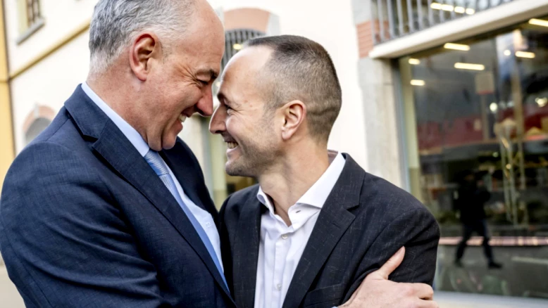 Christophe Darbellay succède à Reynard à la présidence du Valais