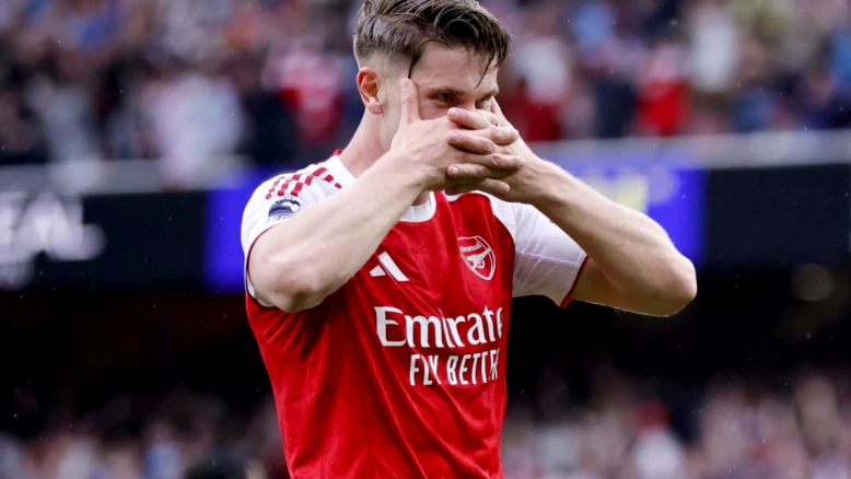Arsenal surclasse Fulham 3-0 : Saka et Gyökeres décisifs