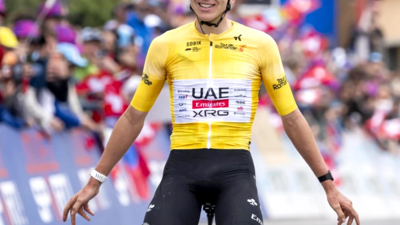 Tadej Pogacar remporte le Tour de Romandie avec 4 victoires d'étape