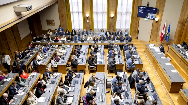 Valais : trois nouvelles lois proposées pour moderniser l'école