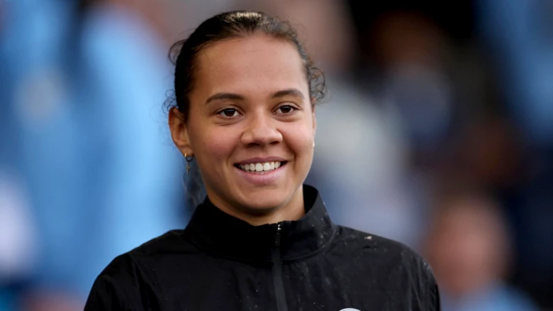 Iman Beney championne d'Angleterre avec Manchester City