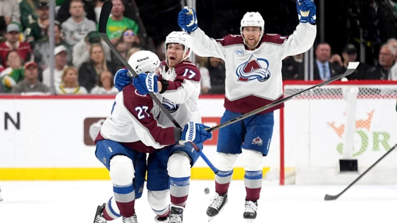 L'Avalanche proche des demi-finales : mène 3-1 après un 5-2