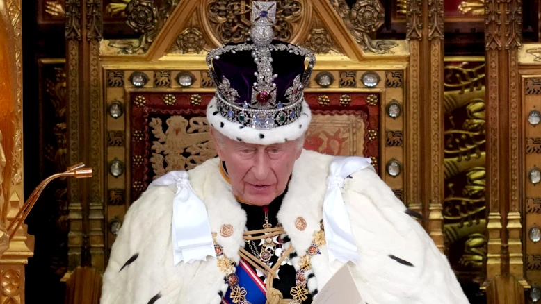 Discours du trône : le roi face aux difficultés de Keir Starmer