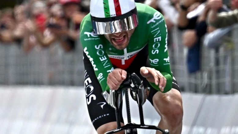 Ganna survole le chrono du Giro, Vingegaard seulement 13e