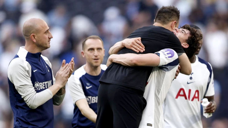 Chelsea hors d'Europe, Tottenham se maintient, West Ham relégué